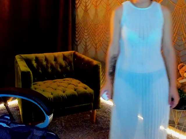 Livia-Shy live cam on BongaCams