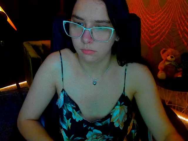 Livia-Shy live cam on BongaCams