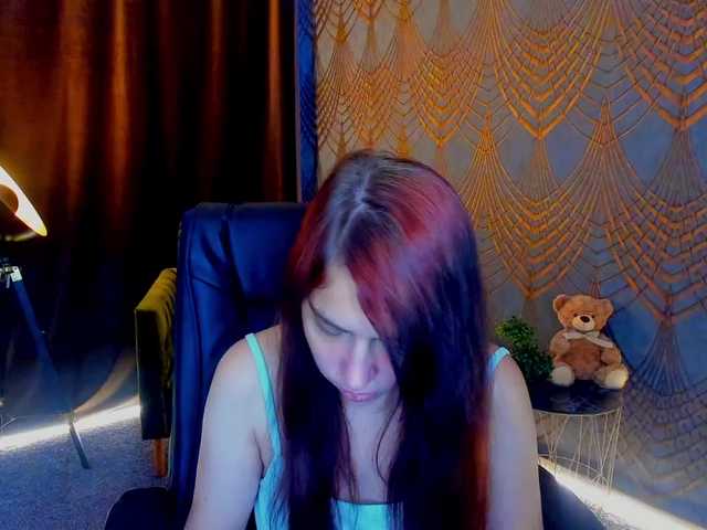 Livia-Shy live cam on BongaCams