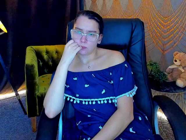 Livia-Shy