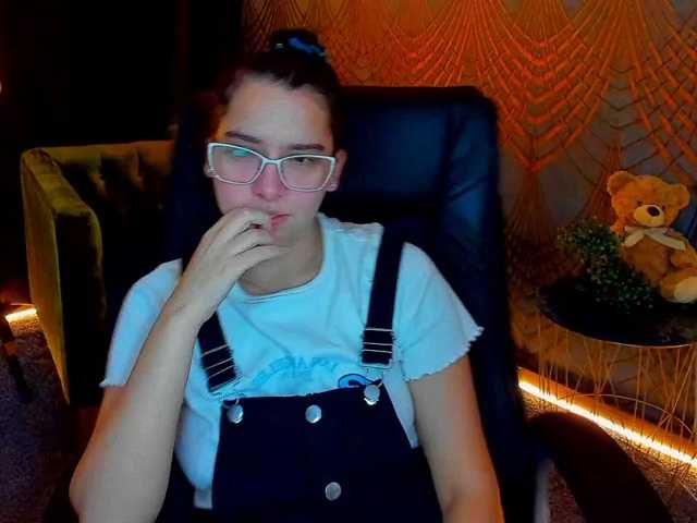 Livia-Shy