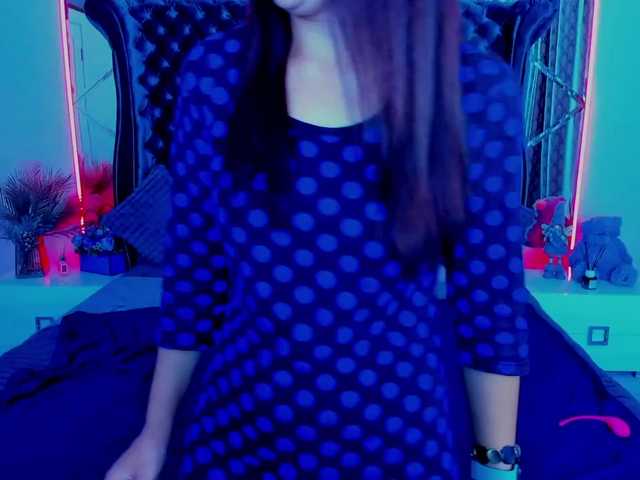 Livia-Shy live cam on BongaCams