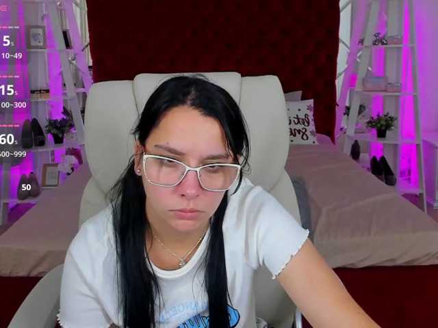 Livia-Shy live cam on BongaCams
