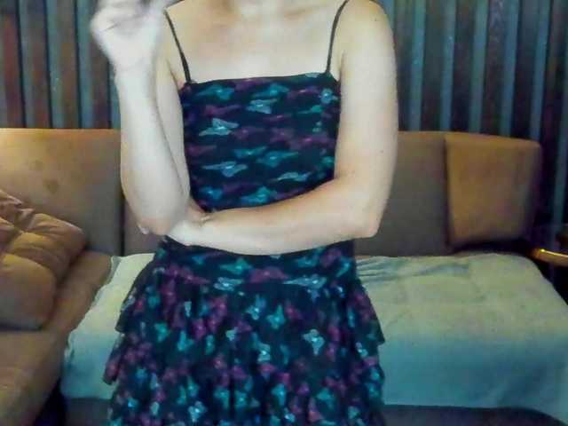 Livia-Shy live cam on BongaCams