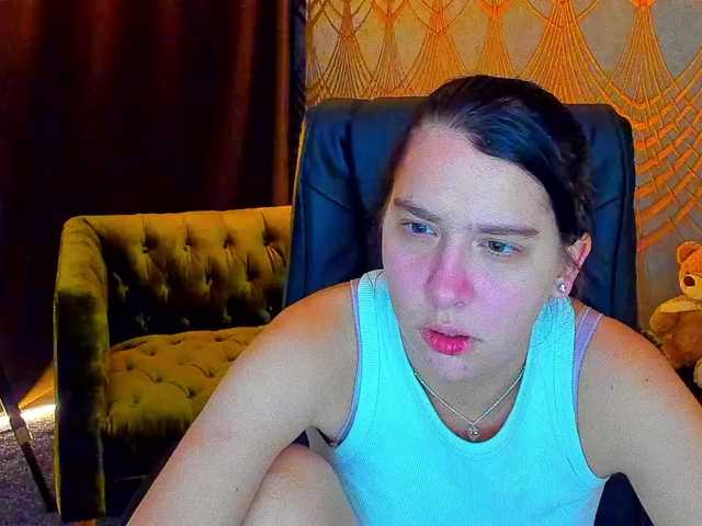Livia-Shy live cam on BongaCams