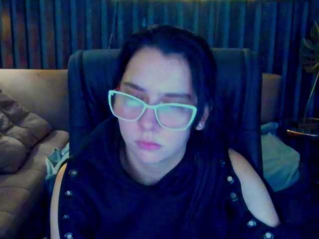 Livia-Shy live cam on BongaCams