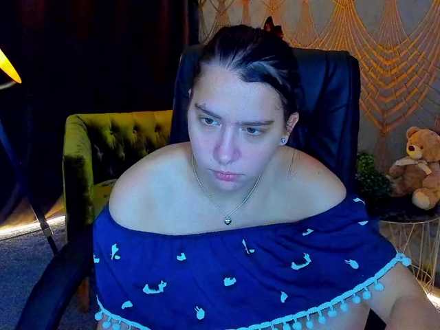Livia-Shy