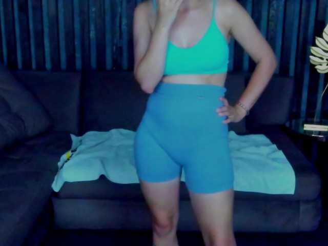 Livia-Shy live cam on BongaCams