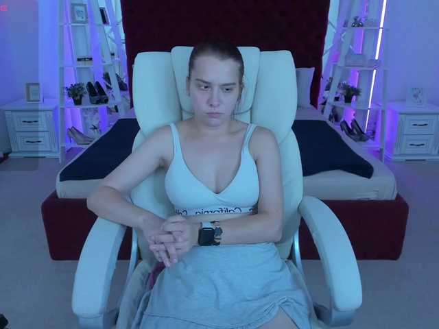 Livia-Shy
