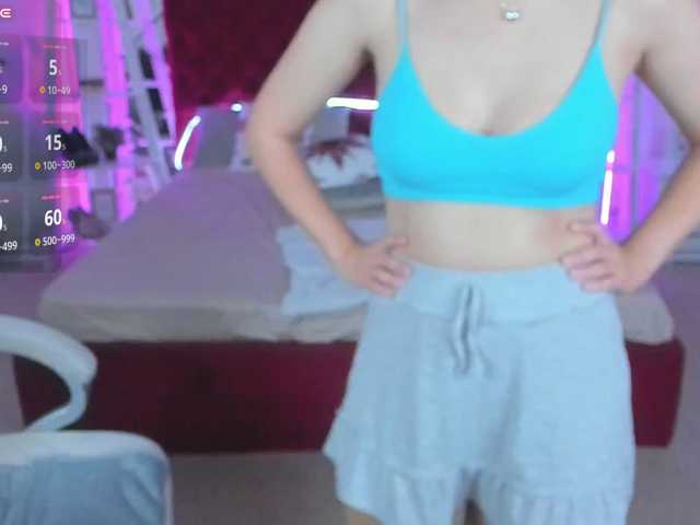 Livia-Shy live cam on BongaCams