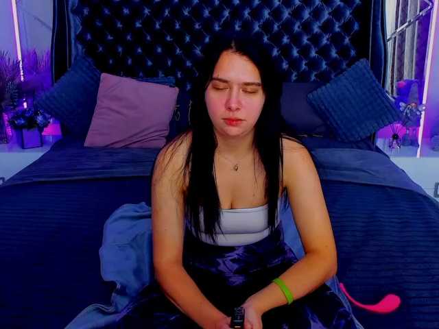 Livia-Shy live cam on BongaCams