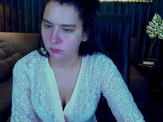 Livia-Shy live cam on BongaCams