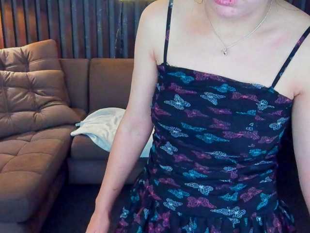 Livia-Shy live cam on BongaCams