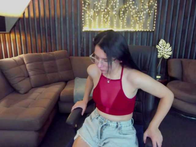 Livia-Shy live cam on BongaCams