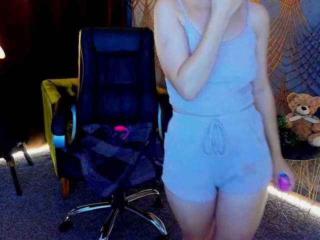 Livia-Shy