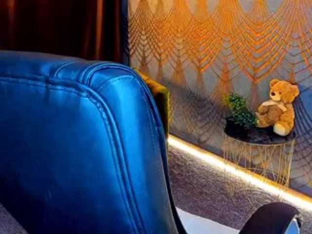 Livia-Shy live cam on BongaCams