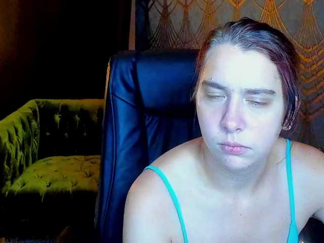 Livia-Shy live cam on BongaCams