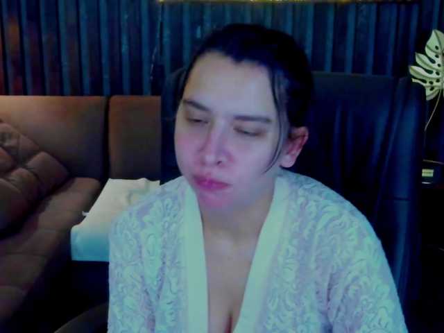 Livia-Shy live cam on BongaCams
