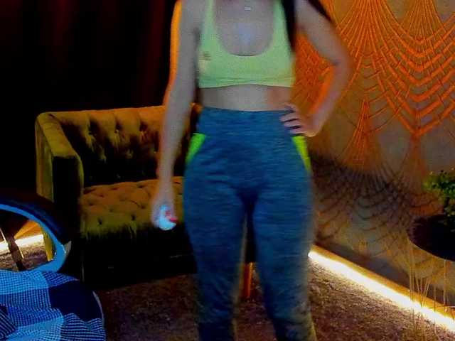 Livia-Shy live cam on BongaCams