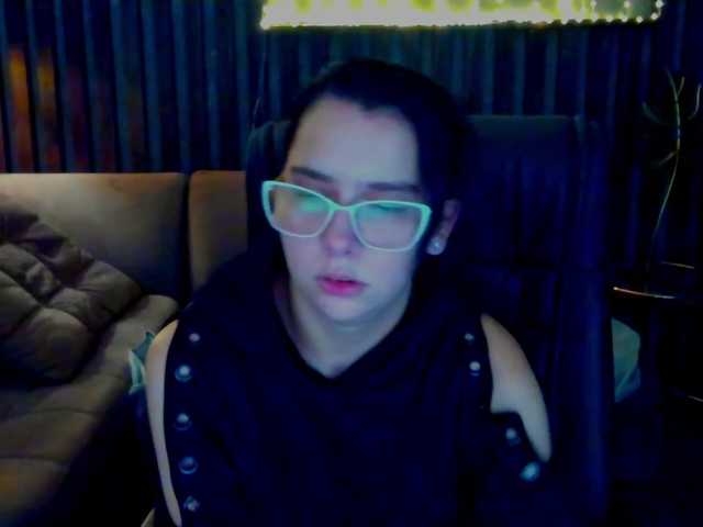 Livia-Shy
