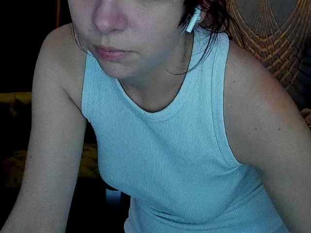 Livia-Shy live cam on BongaCams