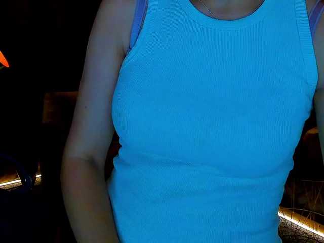 Livia-Shy