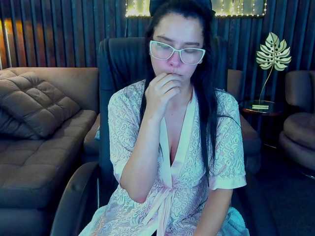 Livia-Shy live cam on BongaCams
