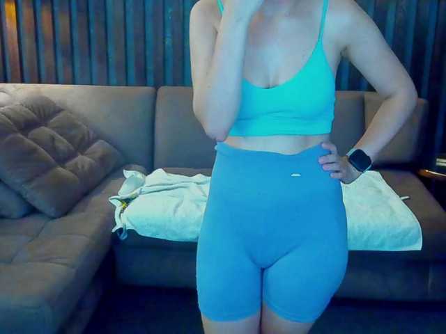 Livia-Shy live cam on BongaCams