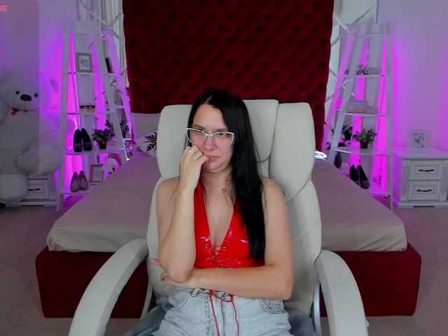 Livia-Shy live cam on BongaCams