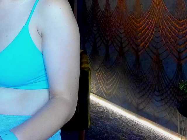 Livia-Shy