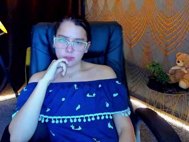 Livia-Shy