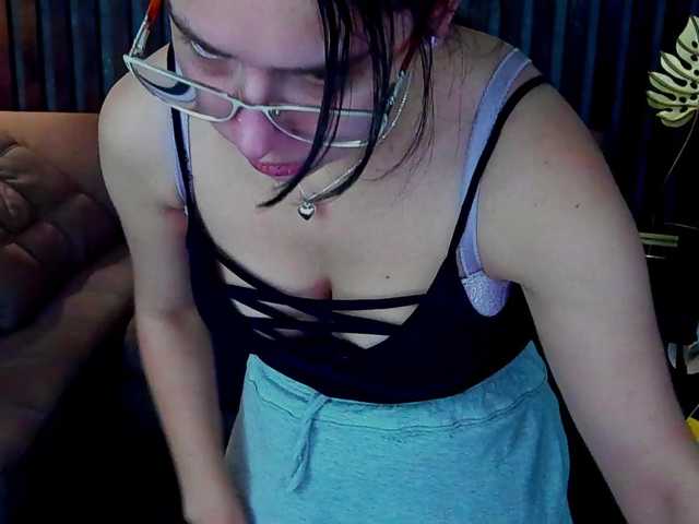 Livia-Shy live cam on BongaCams