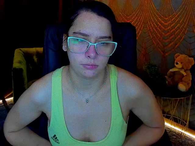 Livia-Shy