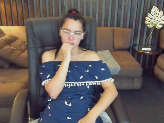Livia-Shy live cam on BongaCams