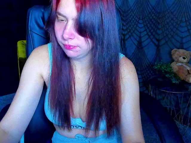 Livia-Shy live cam on BongaCams