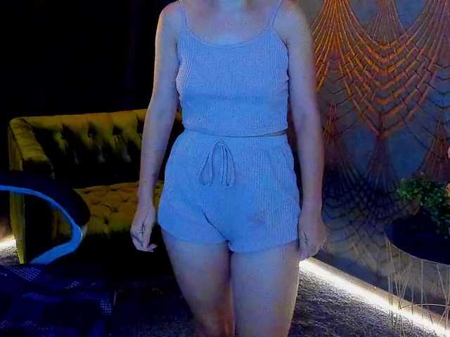 Livia-Shy