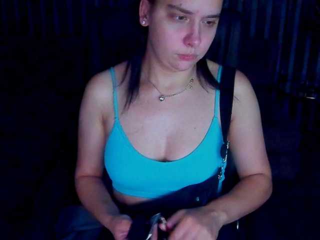 Livia-Shy live cam on BongaCams