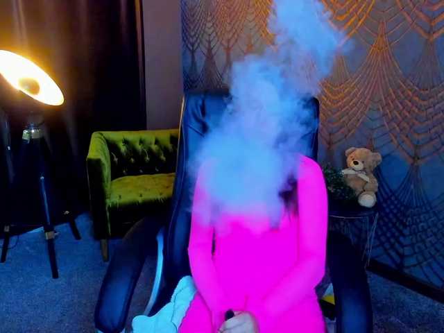 Livia-Shy live cam on BongaCams