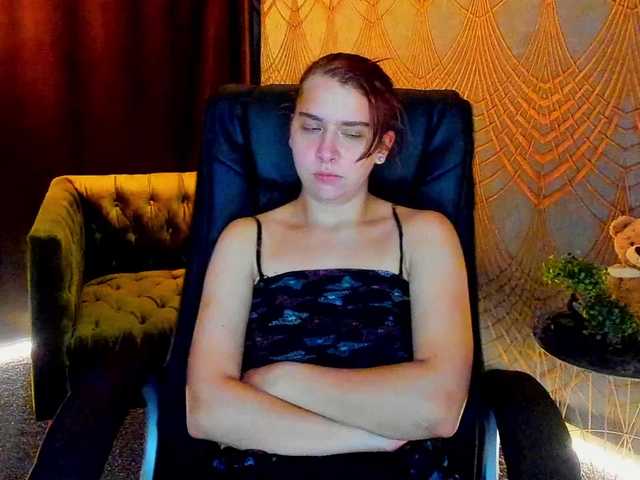 Livia-Shy live cam on BongaCams