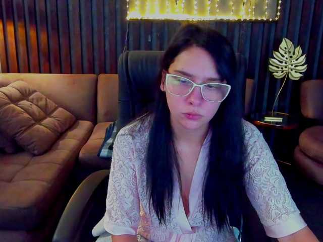 Livia-Shy live cam on BongaCams