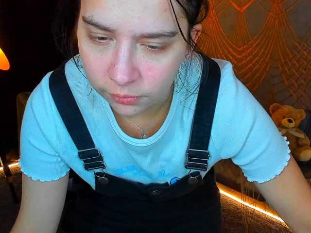 Livia-Shy live cam on BongaCams