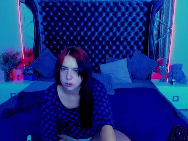 Livia-Shy live cam on BongaCams