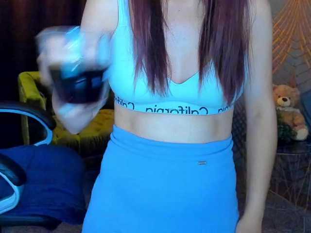 Livia-Shy live cam on BongaCams