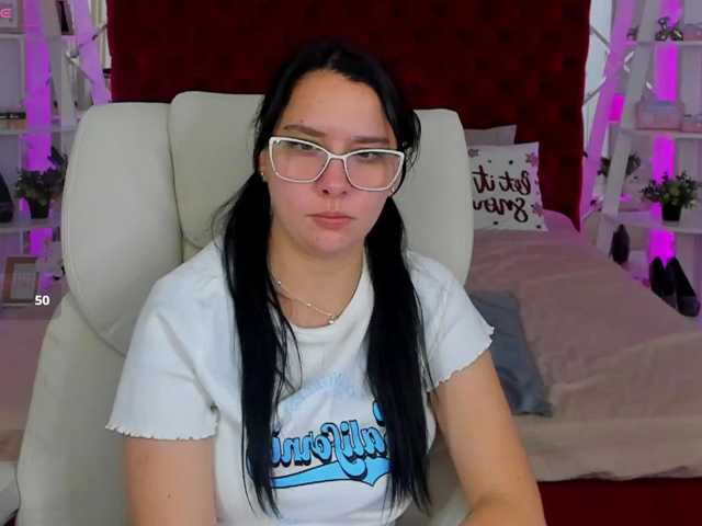 Livia-Shy live cam on BongaCams