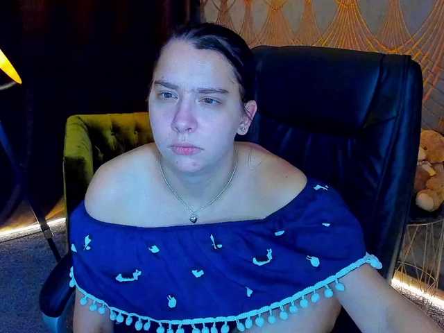 Livia-Shy