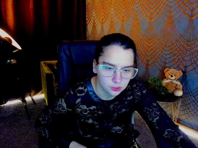 Livia-Shy live cam on BongaCams