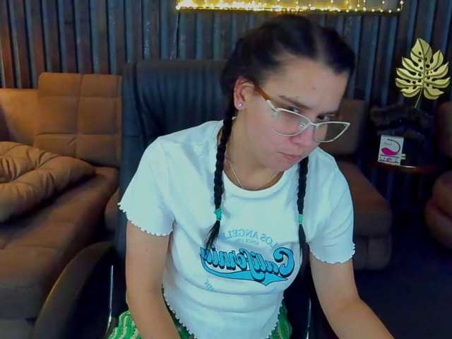 Livia-Shy