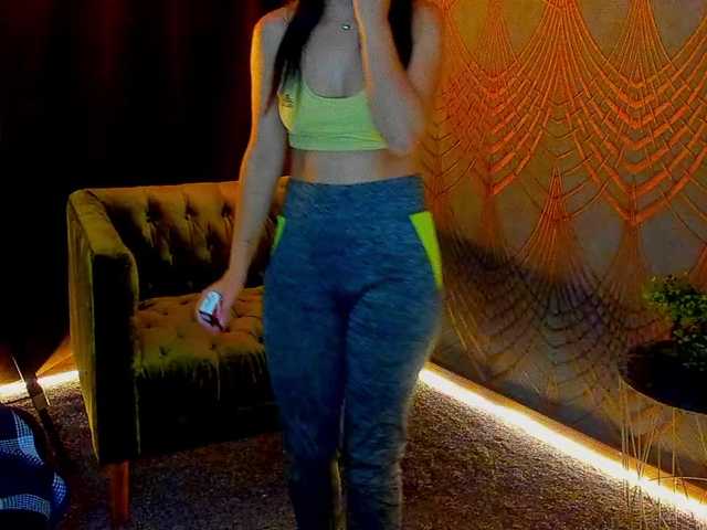 Livia-Shy live cam on BongaCams
