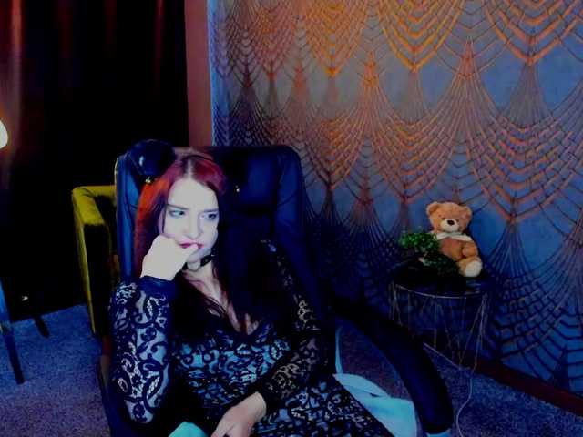 Livia-Shy live cam on BongaCams