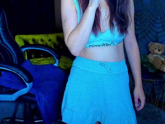 Livia-Shy live cam on BongaCams